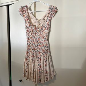 Free People XS Mini flower dress with back ties
